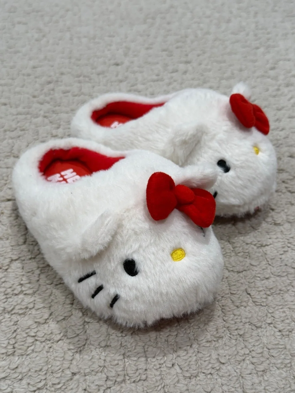 Kids Hello Kitty Slippers Size 13-1